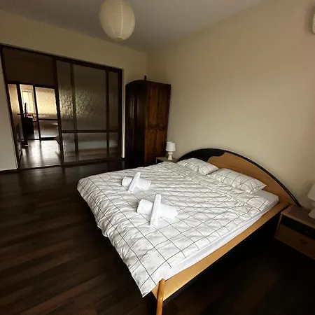 شقة 2 Bedroom Groovy