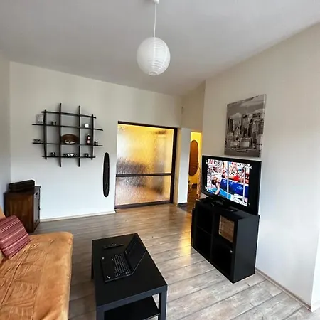 2 Bedroom Groovy شقة *